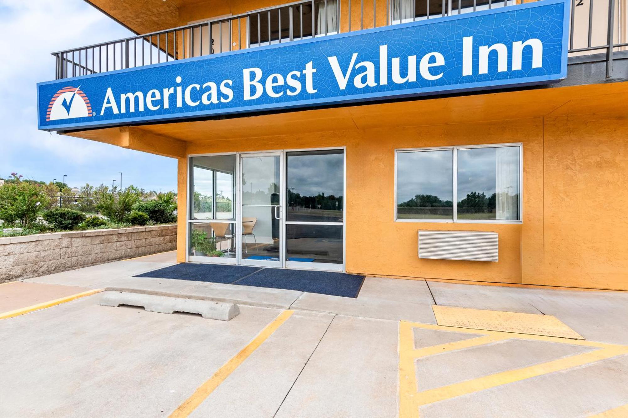 Americas Best Value Inn Стіллвотер Екстер'єр фото