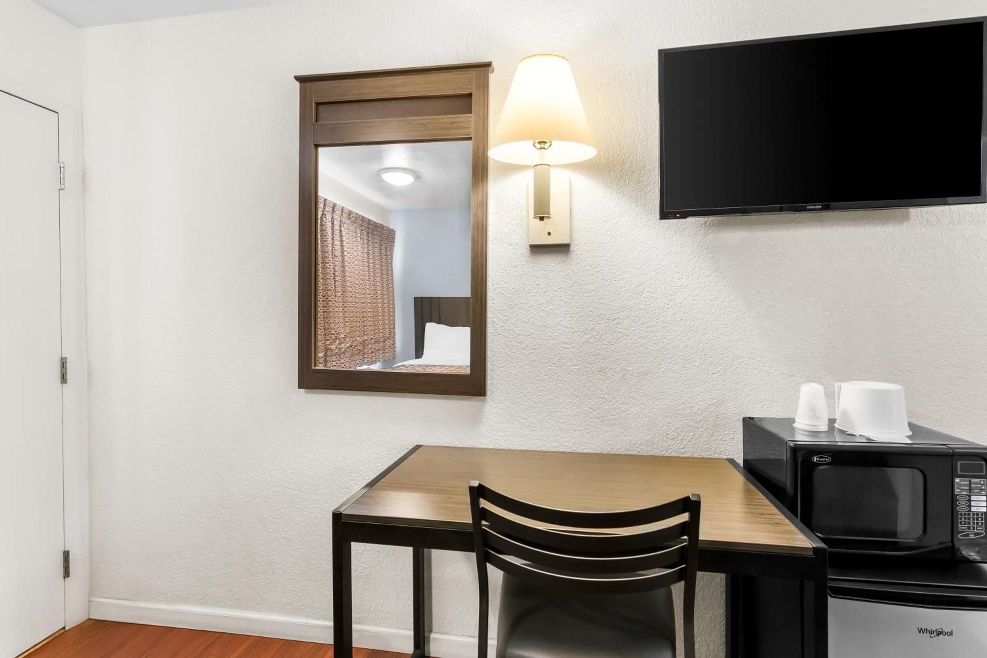 Americas Best Value Inn Стіллвотер Екстер'єр фото