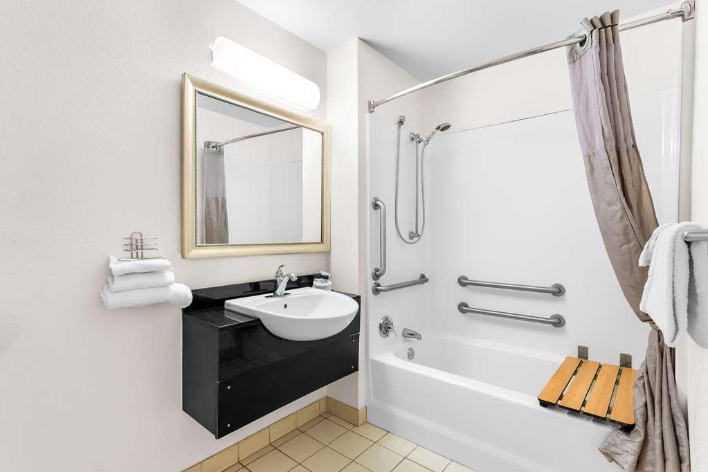 Americas Best Value Inn Стіллвотер Номер фото