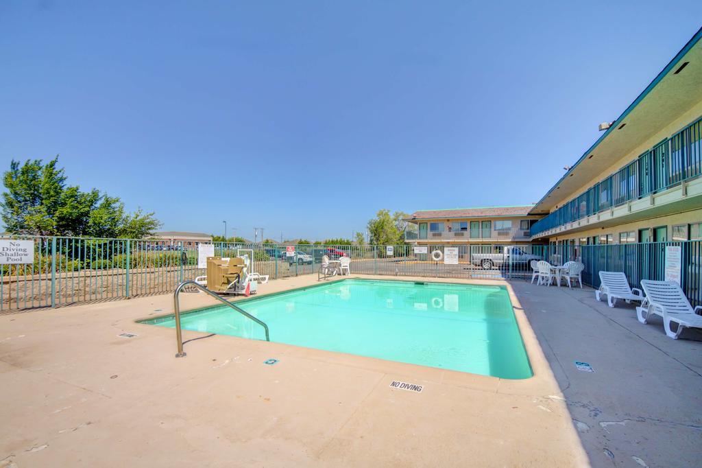 Americas Best Value Inn Стіллвотер Екстер'єр фото