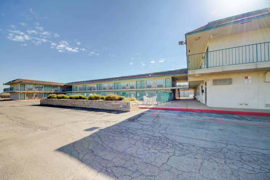 Americas Best Value Inn Стіллвотер Екстер'єр фото